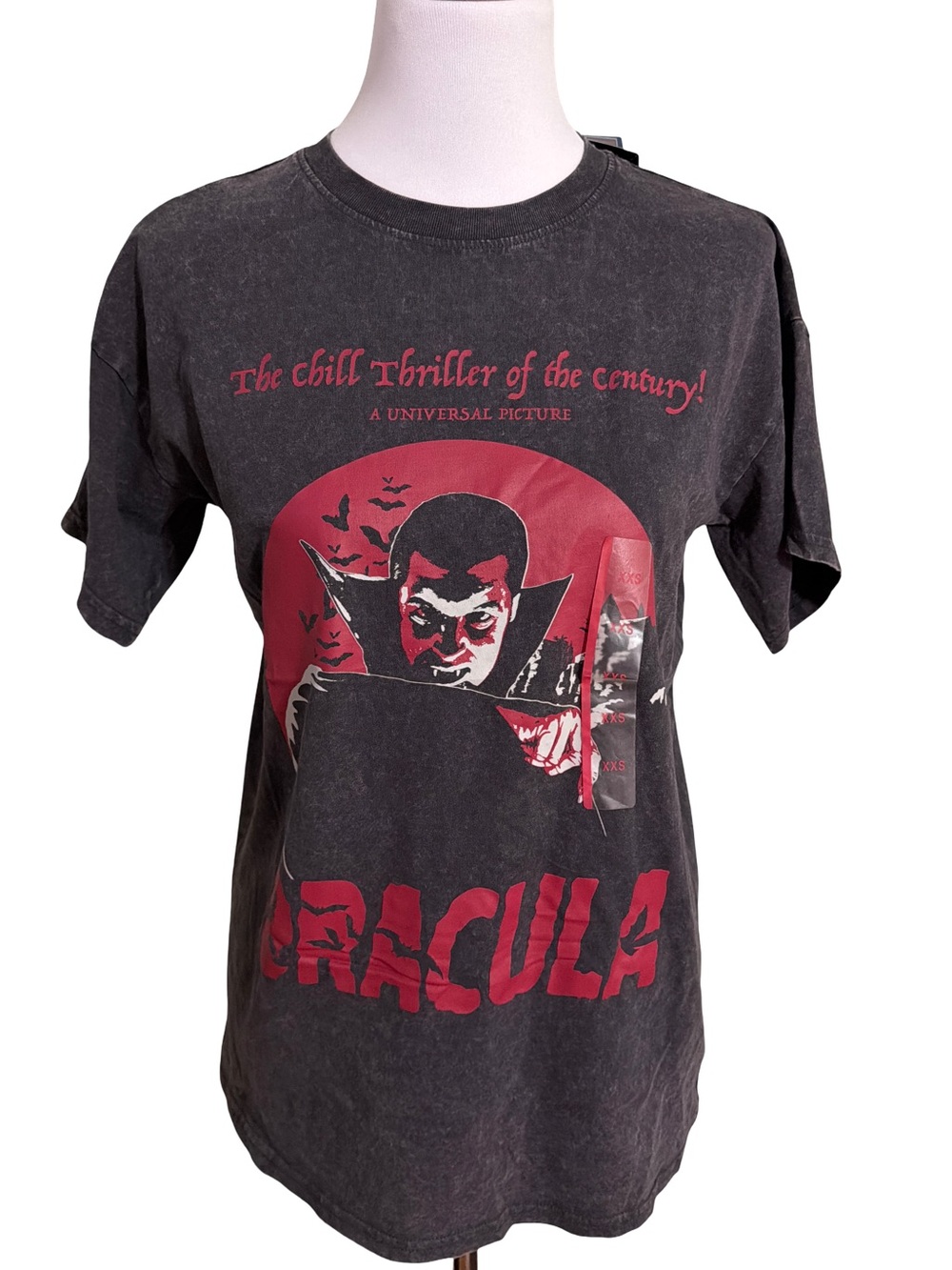 Universal Dracula Graphic Tee - Black with Red Print